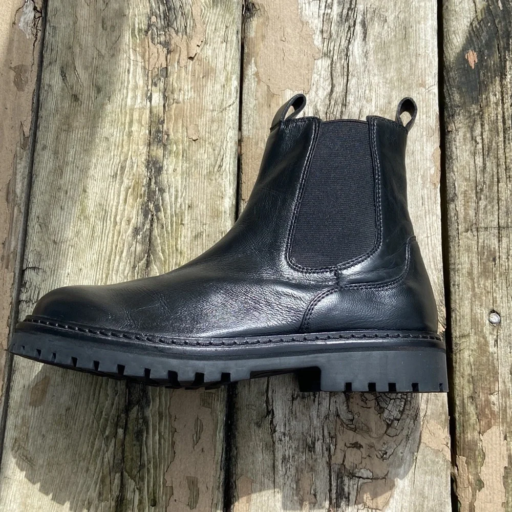 Women’s Zara Chunky Lug Black Leather Ankle Boots Size 5, Excellent Condition!! - Picture 11 of 14